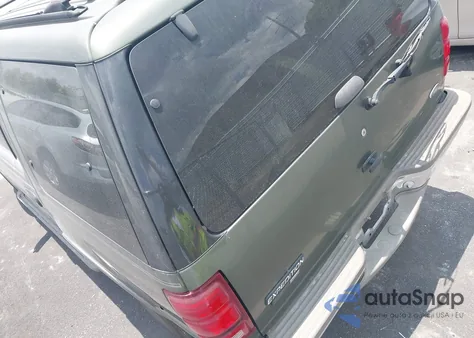 2000 Ford Expedition Eddie Bauer from USA, damaged, VIN 1FMRU1764YLB09353